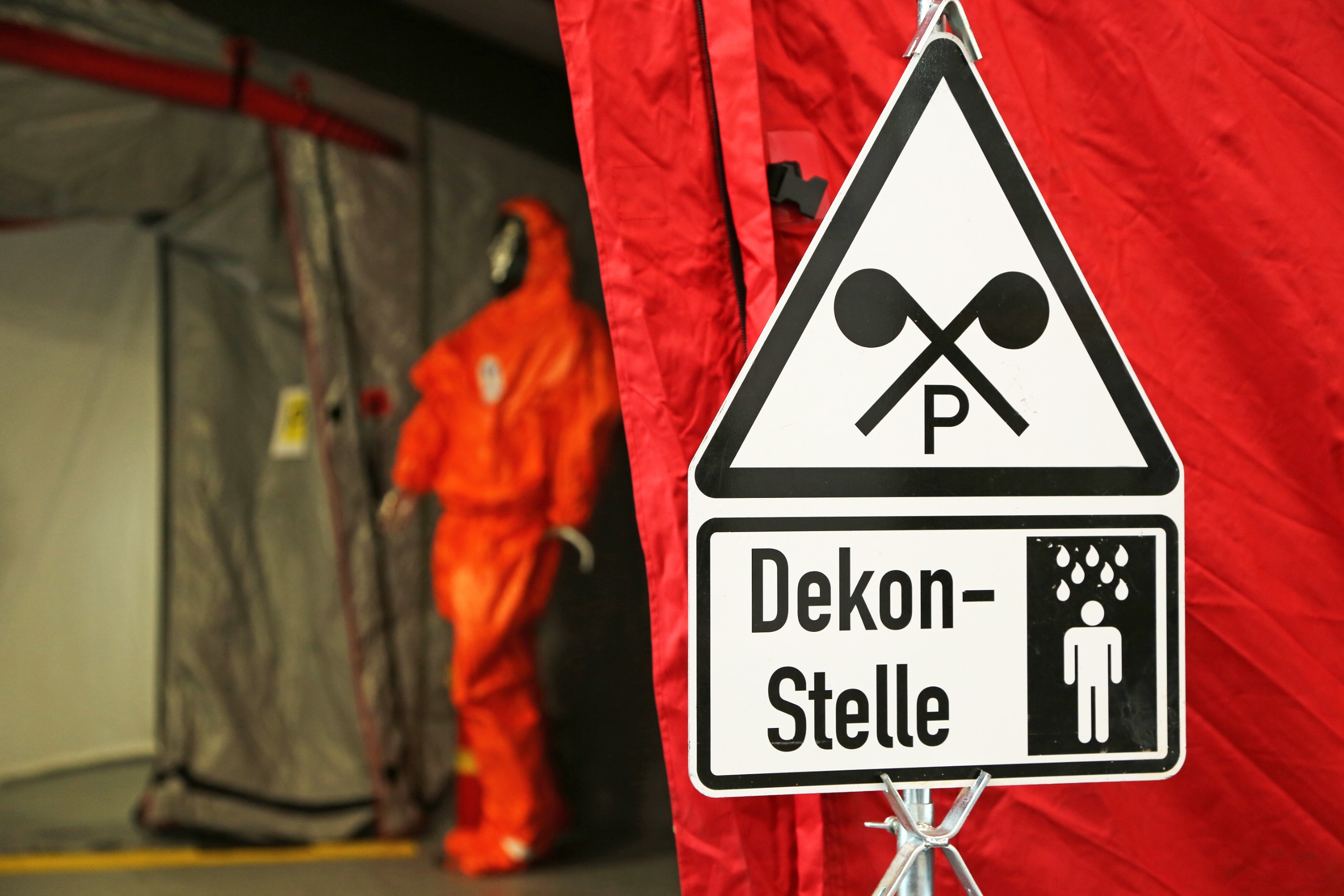 mobile-dekonstelle-einsatz mobile-dekonstelle-einsatz